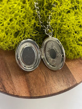 Load image into Gallery viewer, Bee Cameo Locket Necklace