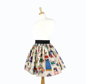 Skirt on mannequin 